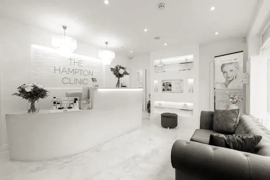 Reception at The Hampton Clinic on Whiteladies Road, Bristol